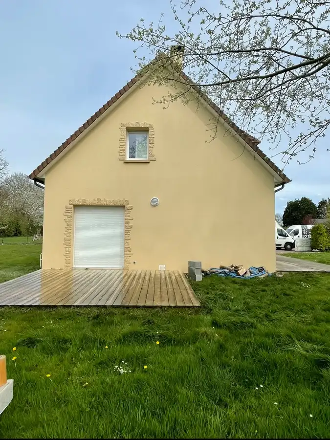 Après nettoyage de façade à Bayeux par Normandie Nettoyage — résultat professionnel garanti Calvados (14400)