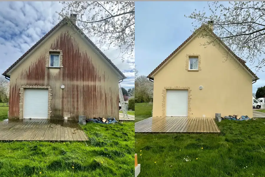 Avant après nettoyage de façade à colombages à Lisieux par Normandie Nettoyage — nettoyage Pays d'Auge Calvados (14100)