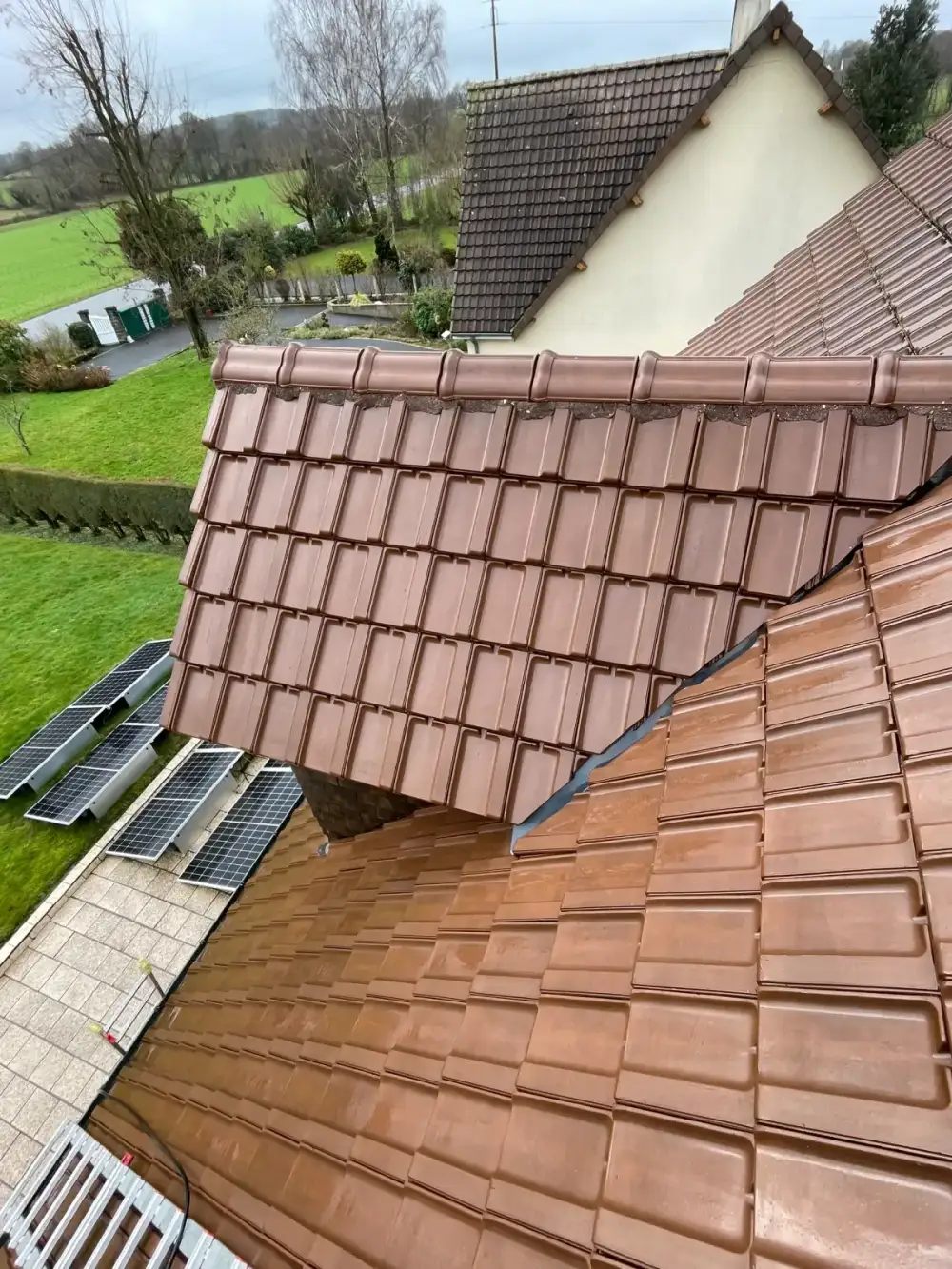 Après démoussage de toiture à Bayeux par Normandie Nettoyage — résultat professionnel garanti Calvados (14400)