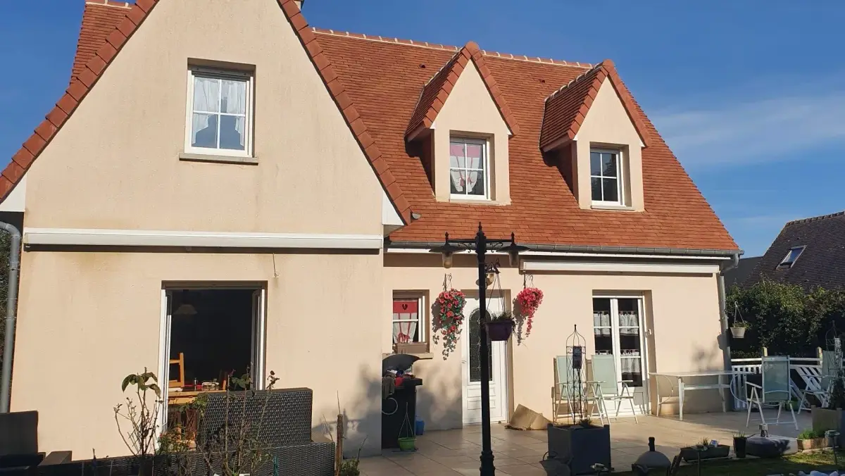 Après démoussage de toiture à Barentin par Normandie Nettoyage — résultat professionnel garanti Calvados (76360)