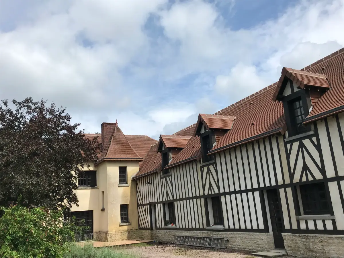 Après démoussage de toiture à Barentin par Normandie Nettoyage — résultat professionnel garanti Calvados (76360)