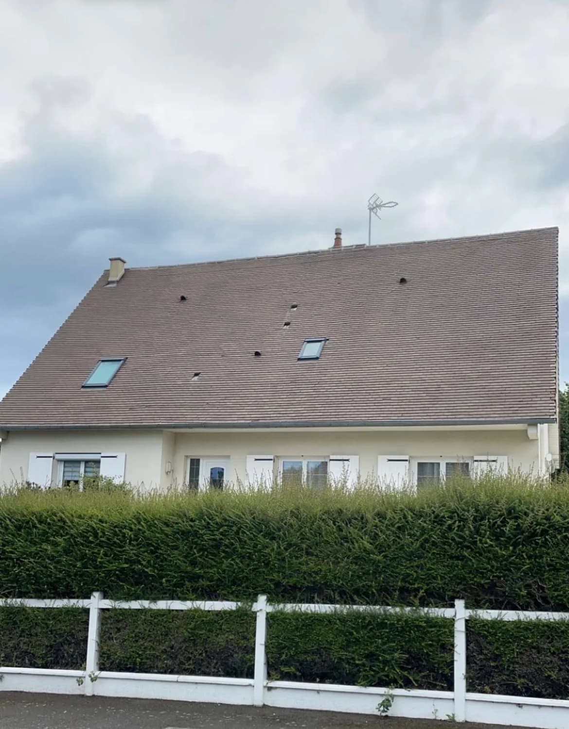 Après démoussage de toiture à Yvetot par Normandie Nettoyage — résultat professionnel garanti Calvados (76190)
